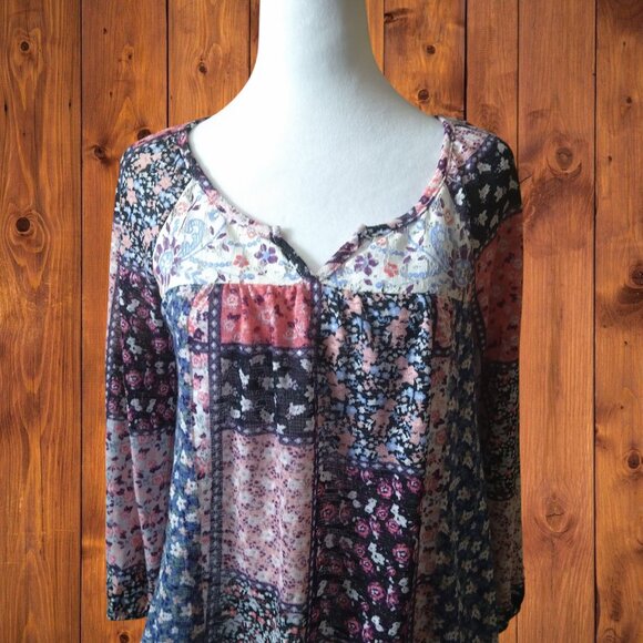 RUE 21 WOMEN'S SMALL 3/4 SLEEVE FLORAL BLOUSE PULLOVER BOHO CROCHET PATCHWORK - Picture 2 of 6